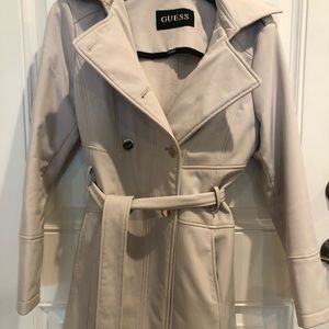 Guess Coat / Warm Off White / Hooded / Belt